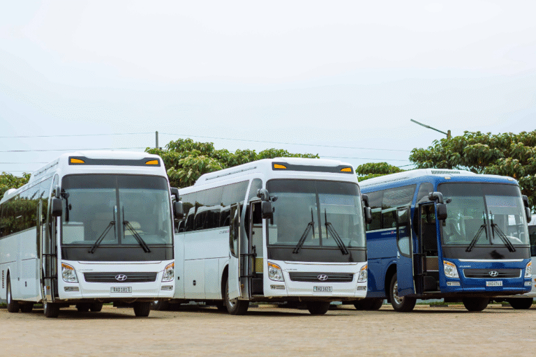 cheap bus travel USA