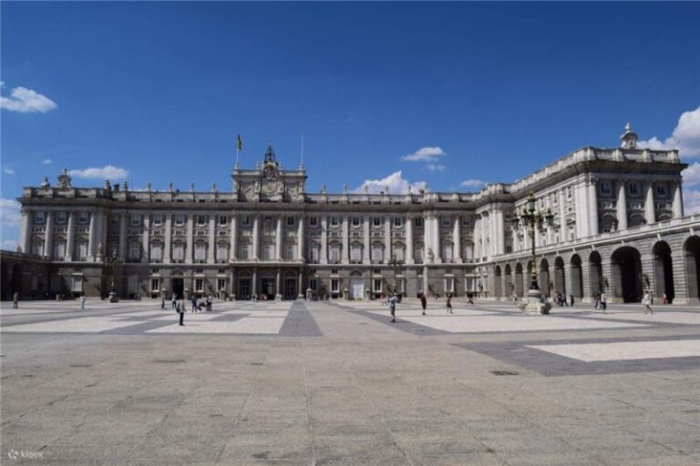 Royal palace tours