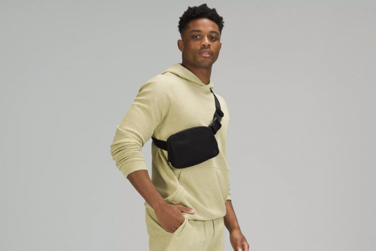 Sports Belt Bags Combine Functionality, Comfort, and Modern Style sports belt bags