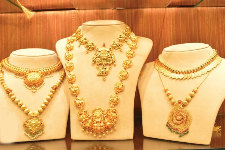 Designer gold jewelry