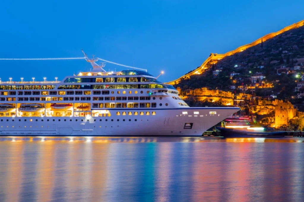 Amsterdam, Rotterdam & Live Event Mini Cruises to Book This Year Mini Cruise