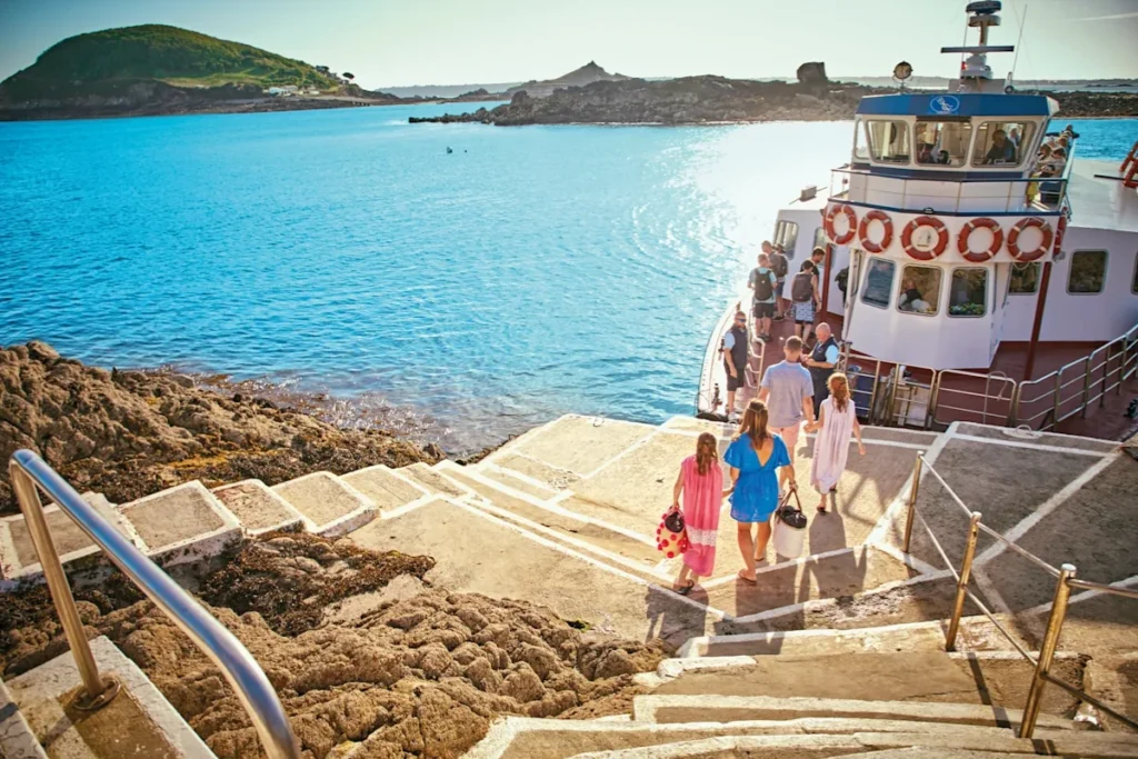 Guernsey Ferry Travel