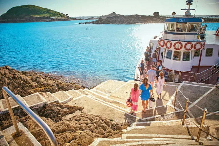 Guernsey Ferry Travel