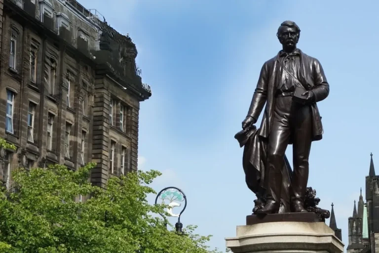 Glasgow Travel Guide