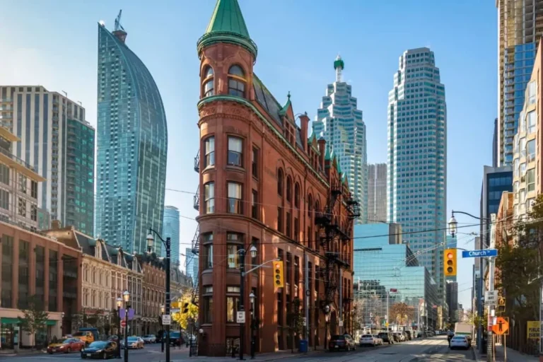 Discover Toronto’s Most Comfortable and Stylish Hotel Stays Toronto Hotels Guide