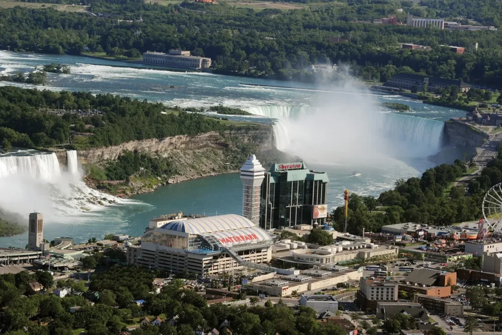 budget-friendly hotels in Niagara Falls