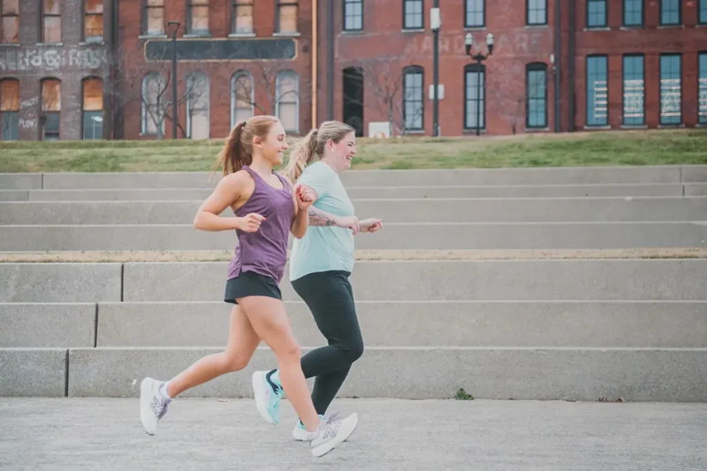 Modernos Zapatos de Running y Tenis para Mujer para Comodidad, Rendimiento y Movimiento Diario