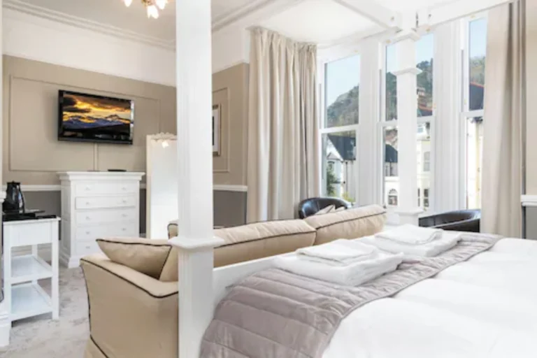 Top-Rated Hotels in Llandudno with Free Cancellation for Stress-Free Travel Top-Rated Hotels in Llandudno with Free Cancellation