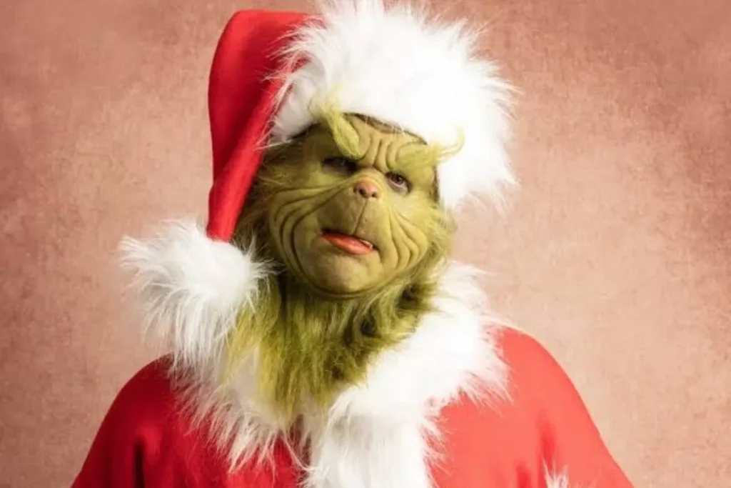 Realistic Grinch Costumes Style for Memorable Holiday Celebrations